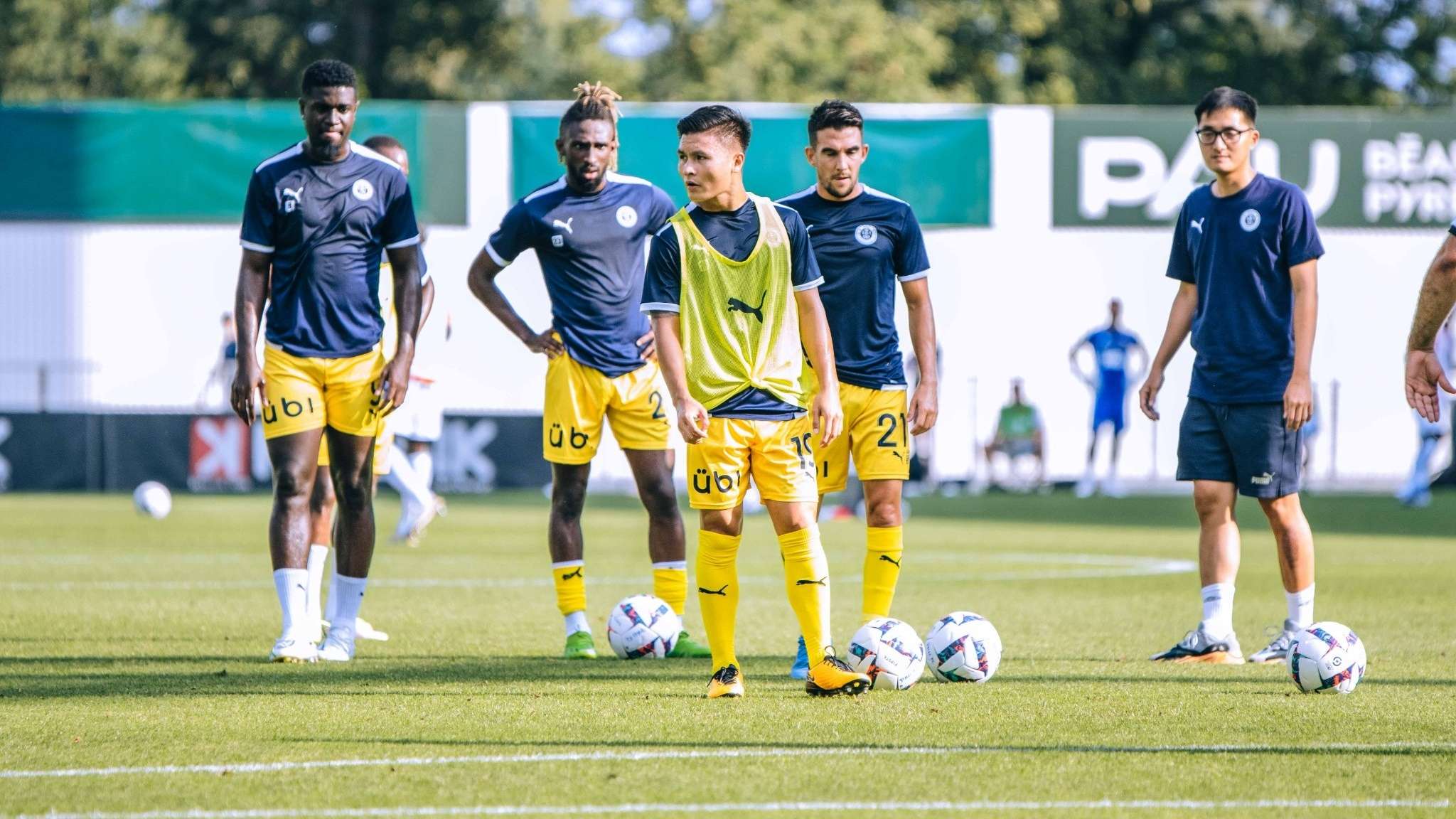 足球俱乐部 足球俱乐部